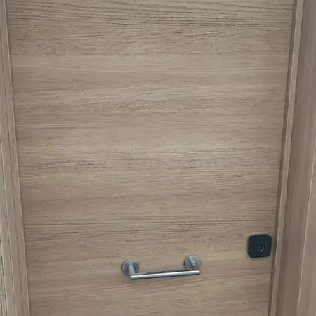 Apartment Welcoming In 652 M² 8 People